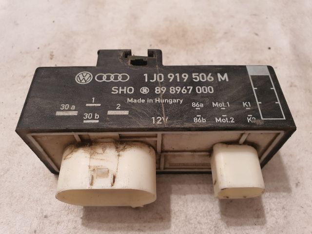 bontott SKODA FABIA I Hűtőventilátor Relé