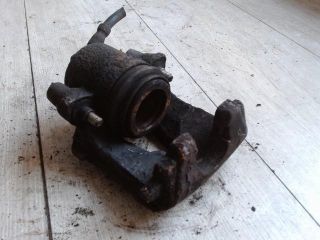 bontott SKODA FABIA I Jobb első Féknyereg Munkahengerrel