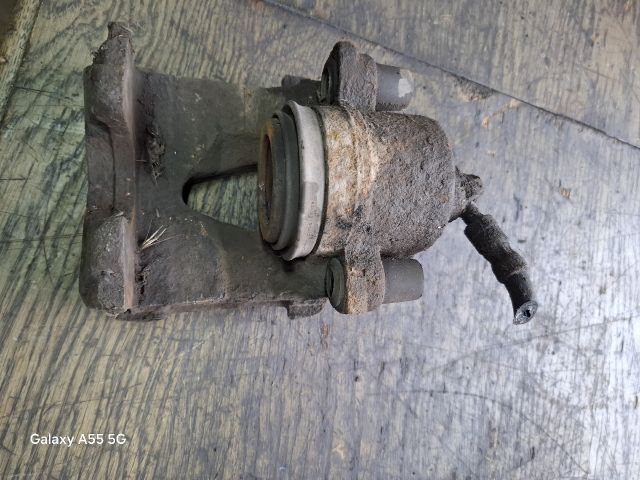 bontott SKODA FABIA I Jobb első Féknyereg Munkahengerrel