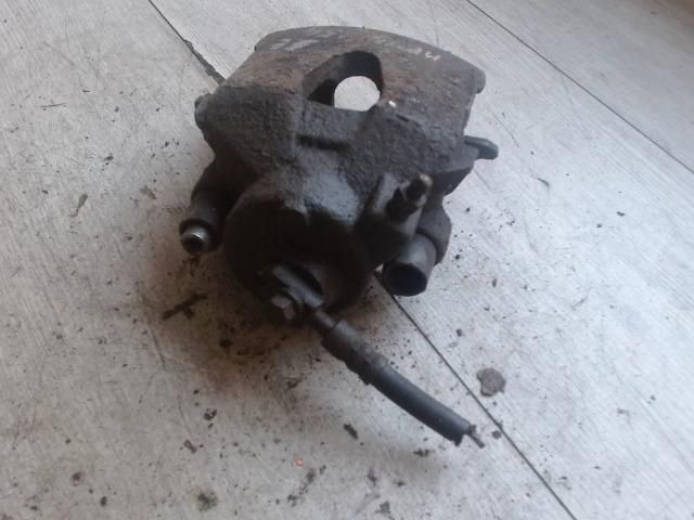 bontott SKODA FABIA I Jobb első Féknyereg Munkahengerrel