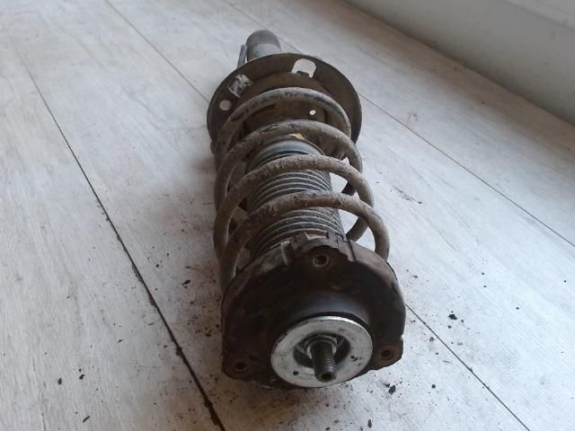 bontott SKODA FABIA I Jobb első Gólyaláb (Lengécsillapító, Rugó)