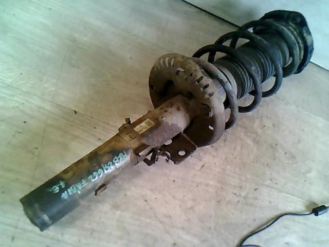 bontott SKODA FABIA I Jobb első Gólyaláb (Lengécsillapító, Rugó)