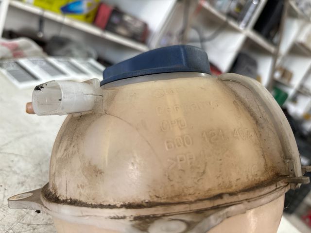 bontott SKODA FABIA I Kiegyenlítő Tartály