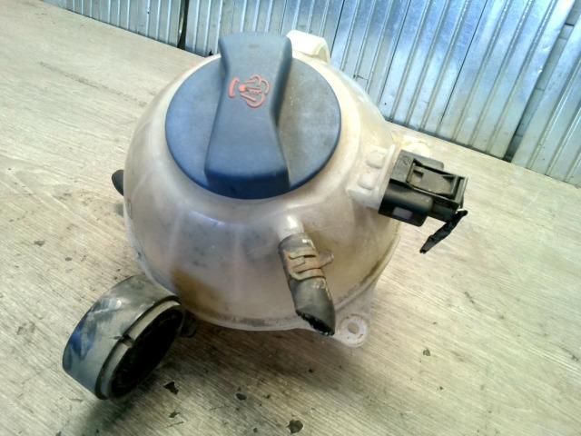 bontott SKODA FABIA I Kiegyenlítő Tartály