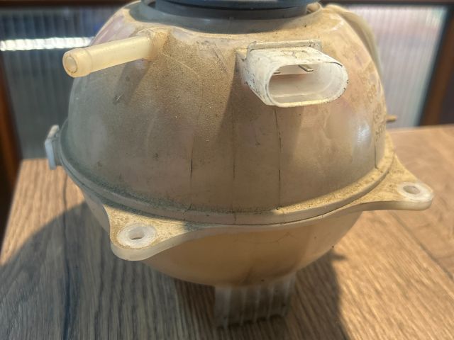 bontott SKODA FABIA I Kiegyenlítő Tartály