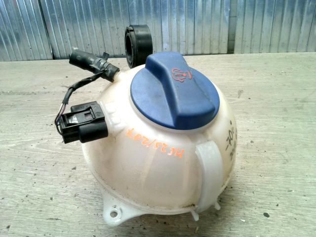 bontott SKODA FABIA I Kiegyenlítő Tartály