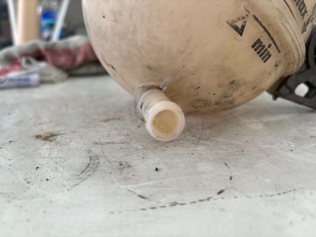 bontott SKODA FABIA I Kiegyenlítő Tartály