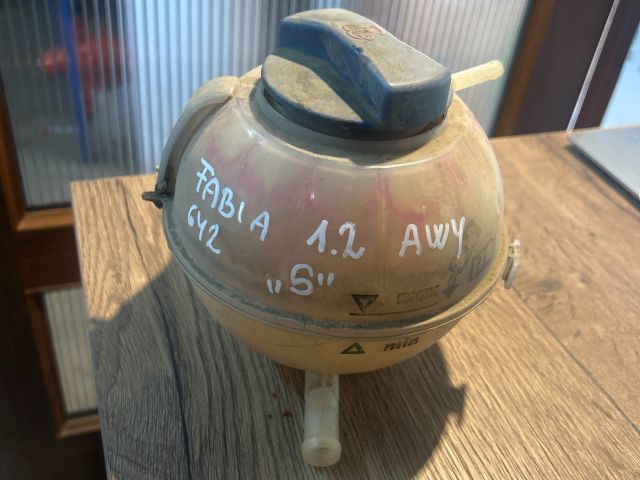 bontott SKODA FABIA I Kiegyenlítő Tartály