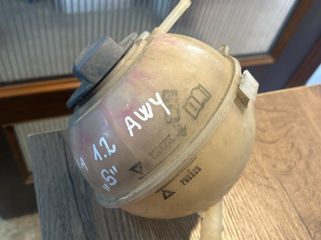 bontott SKODA FABIA I Kiegyenlítő Tartály