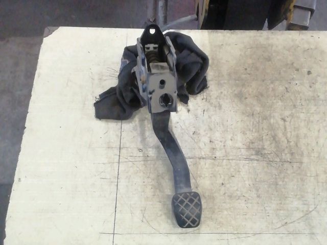 bontott SKODA FABIA I Kuplung Pedál