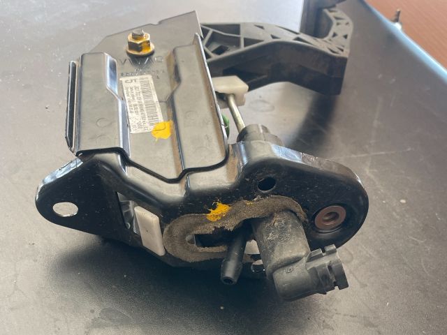 bontott SKODA FABIA I Kuplung Pedál