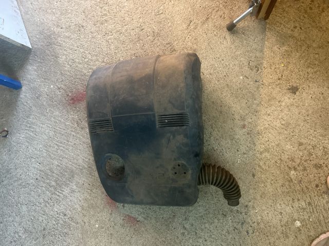 bontott SKODA FABIA I Légszűrő Ház