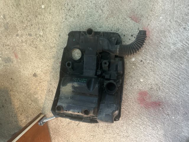 bontott SKODA FABIA I Légszűrő Ház