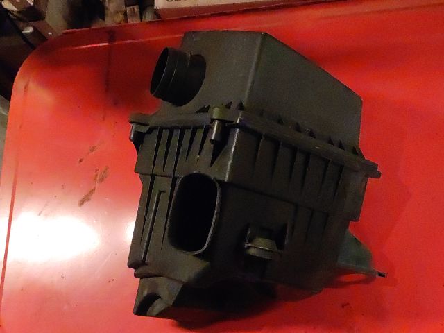 bontott SKODA FABIA I Légszűrő Ház