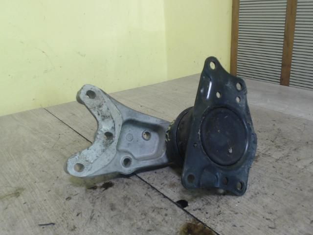 bontott SKODA FABIA I Motor Tartó Bak (Fém)