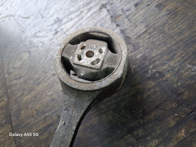 bontott SKODA FABIA I Motor Tartó Bak (Fém)