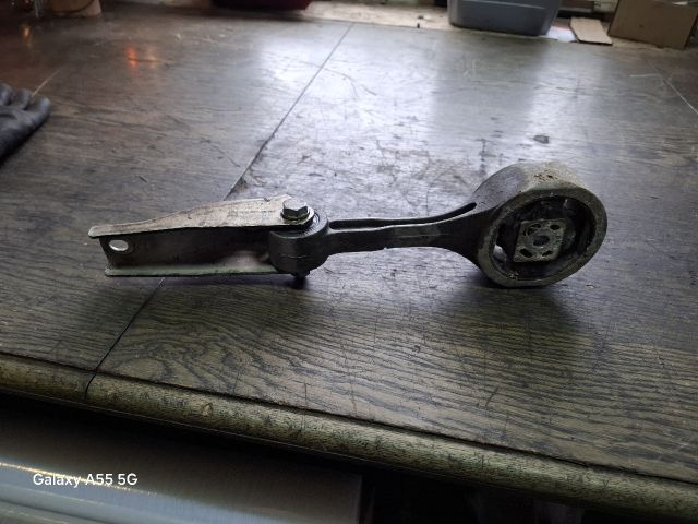 bontott SKODA FABIA I Motor Tartó Bak (Fém)