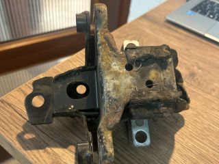 bontott SKODA FABIA I Motor Tartó Bak (Pozíciófüggetlen)