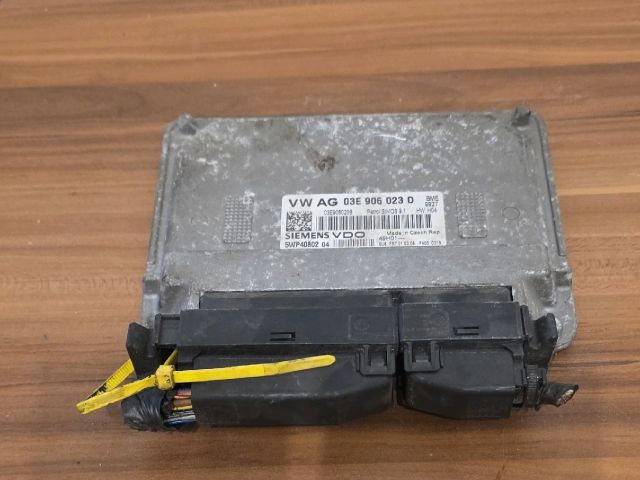 bontott SKODA FABIA I Motorvezérlő