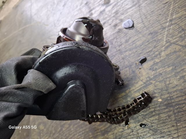 bontott SKODA FABIA I Olajszivattyú