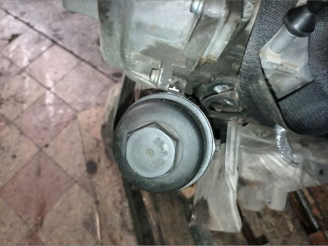 bontott SKODA FABIA I Olajszűrő Ház