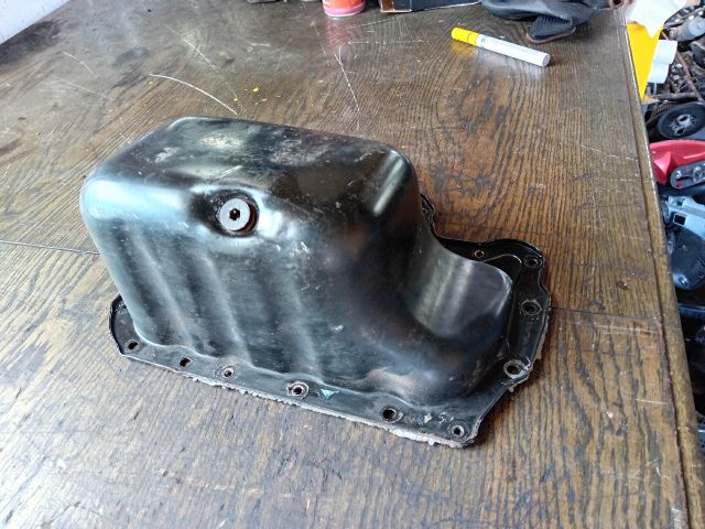 bontott SKODA FABIA I Olajteknő