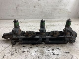 bontott SKODA FABIA I Porlasztó Sor / Híd