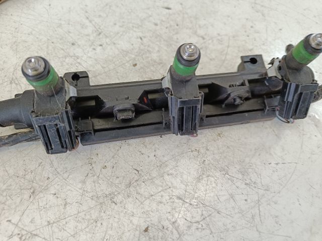 bontott SKODA FABIA I Porlasztó Sor / Híd