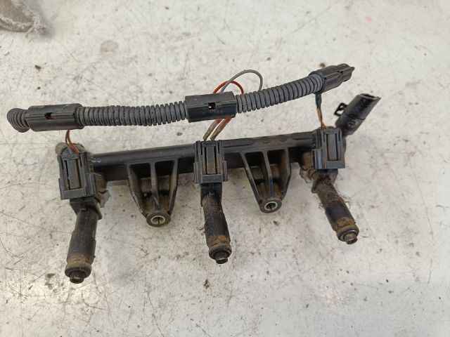 bontott SKODA FABIA I Porlasztó Sor / Híd