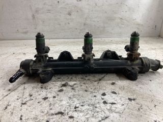 bontott SKODA FABIA I Porlasztó Sor / Híd