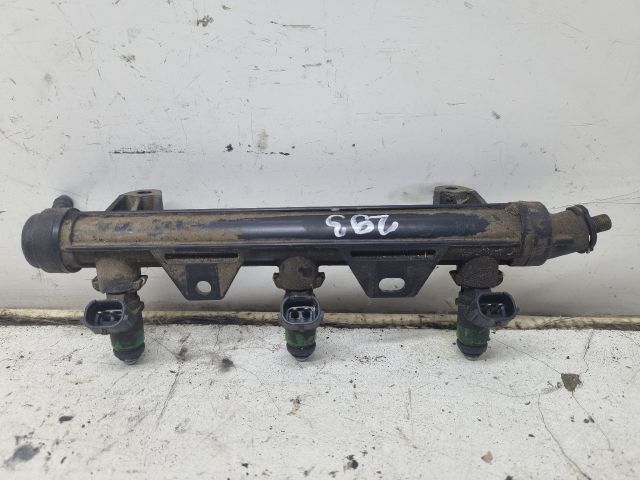 bontott SKODA FABIA I Porlasztó Sor / Híd