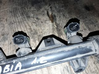 bontott SKODA FABIA I Porlasztó Sor / Híd