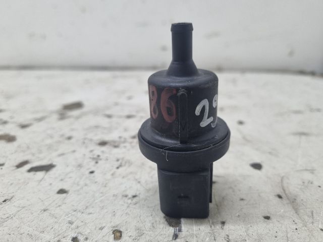 bontott SKODA FABIA I Tankszellőztető Szelep