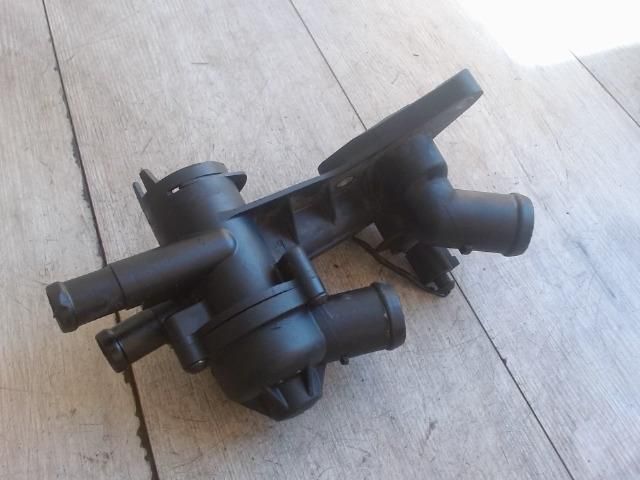 bontott SKODA FABIA I Termosztátház