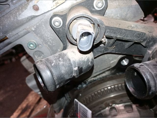 bontott SKODA FABIA I Termosztátház