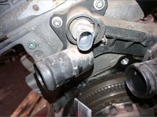 bontott SKODA FABIA I Termosztátház