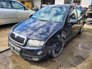 bontott SKODA FABIA I Üzemanyag Szivattyú Relé