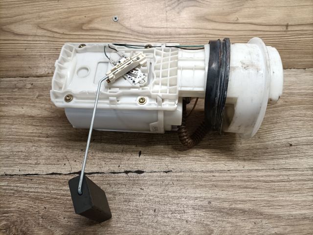 bontott SKODA FABIA I Üzemanyag Szivattyú