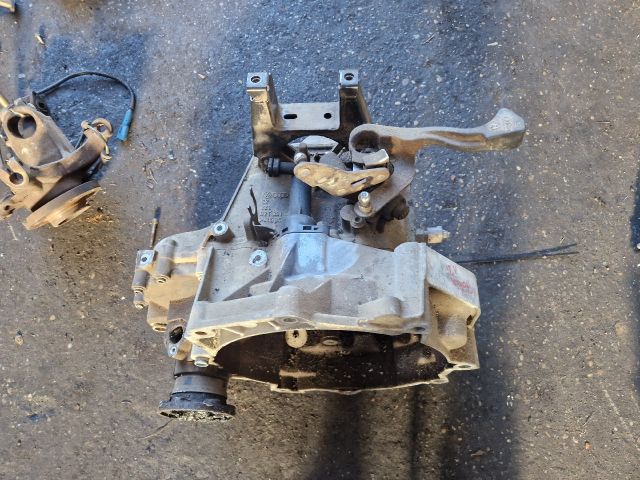 bontott SKODA FABIA I Váltó (Mechanikus)