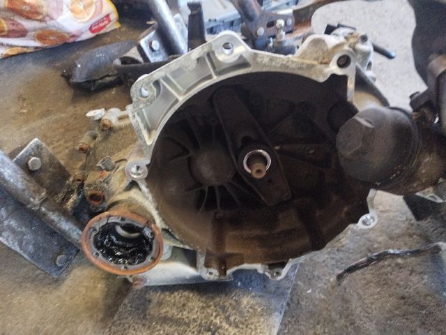 bontott SKODA FABIA I Váltó (Mechanikus)