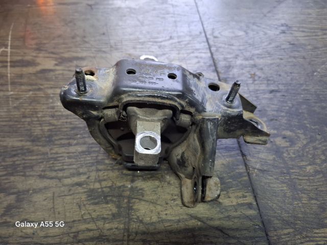 bontott SKODA FABIA I Váltó Tartó Bak (Pozíciófüggetlen)