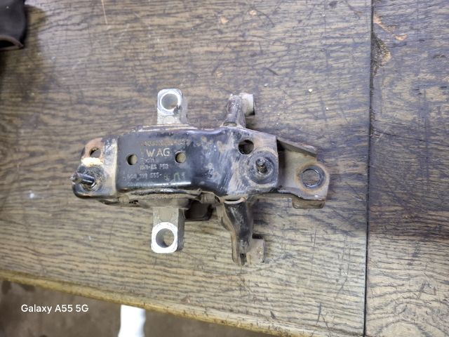 bontott SKODA FABIA I Váltó Tartó Bak (Pozíciófüggetlen)