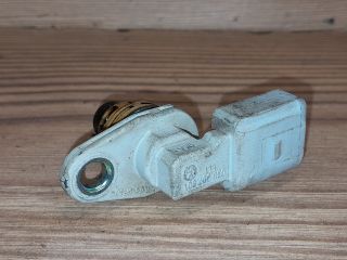 bontott SKODA FABIA I Vezérműtengely Fordulatszám Jeladó