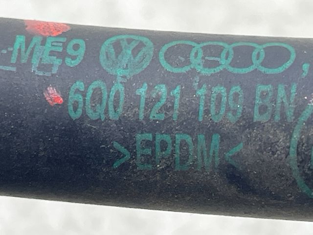 bontott SKODA FABIA I Vízcső