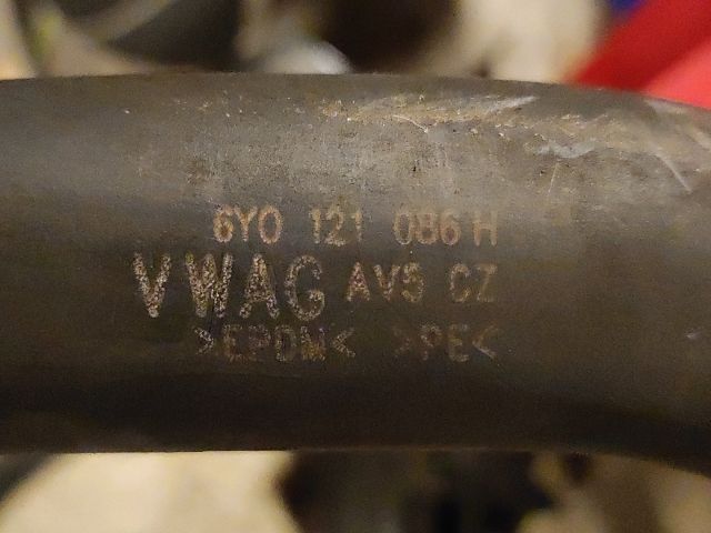 bontott SKODA FABIA I Vízcső