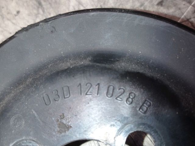 bontott SKODA FABIA I Vízpumpa Szíjtárcsa