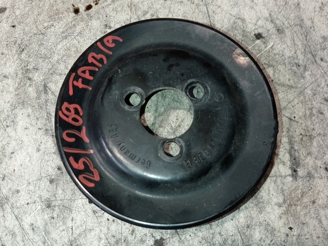 bontott SKODA FABIA I Vízpumpa Szíjtárcsa