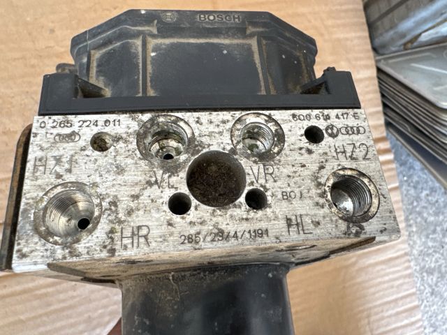 bontott SKODA FABIA I ABS Kocka