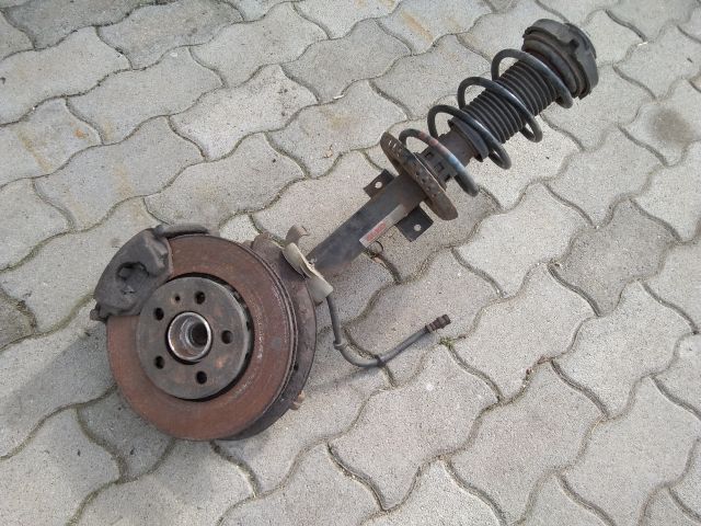 bontott SKODA FABIA I Bal első Csonkállvány Kerékaggyal