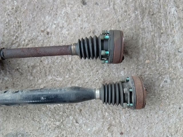 bontott SKODA FABIA I Bal Féltengely